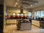 Dom do wynajęcia, powierzchnia: 380 m2, pokoje: 6, cena: 9 900,00 PLN, Łomianki, kontakt: PL +48 603 980 002