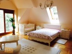 Dom do wynajęcia, powierzchnia: 380 m2, pokoje: 6, cena: 9 900,00 PLN, Łomianki, kontakt: PL +48 603 980 002