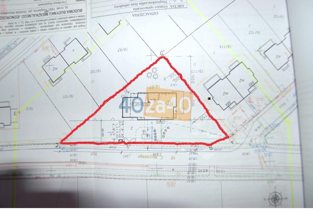 Dom na sprzedaż, powierzchnia: 254.39 m2, pokoje: 4, cena: 430 000,00 PLN, Książenice, kontakt: 604961504