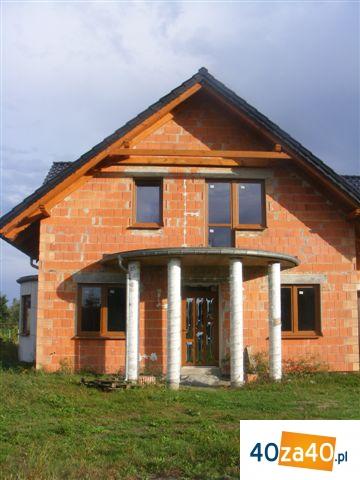 Dom na sprzedaż, powierzchnia: 229 m2, pokoje: 6, cena: 440,00 PLN, kontakt: 695 585 273