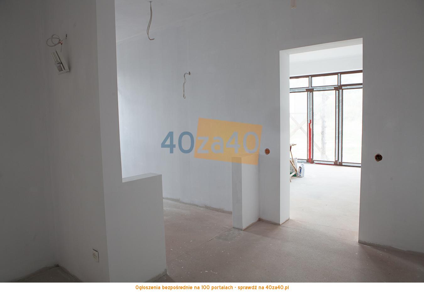 Dom na sprzedaż, powierzchnia: 255 m2, pokoje: 7, cena: 550 000,00 PLN, kontakt: 661-950-494