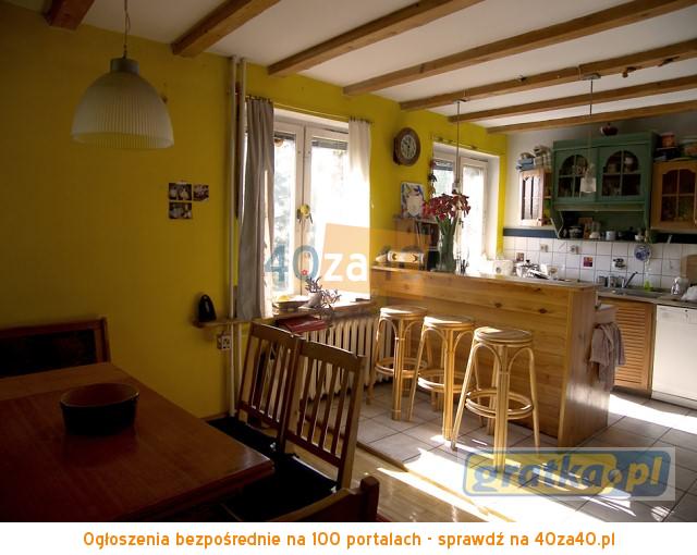 Dom na sprzedaż, powierzchnia: 250 m2, pokoje: 7, cena: 690 000,00 PLN, Wrocław, kontakt: 516481690