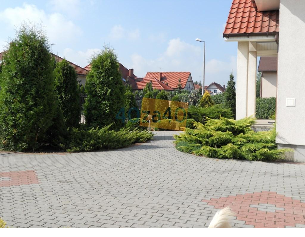 Dom na sprzedaż, powierzchnia: 346 m2, pokoje: 7, cena: 750 000,00 PLN, Brzoza, kontakt: 728 438 265