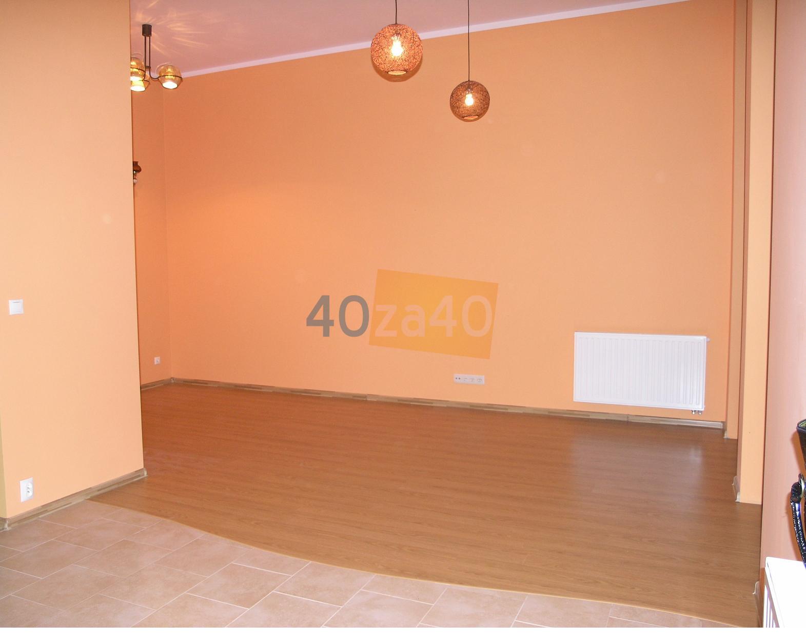 Mieszkanie do wynajęcia, pokoje: 1, cena: 900,00 PLN, Bielsko-Biała, kontakt: PL +48 604 210 955